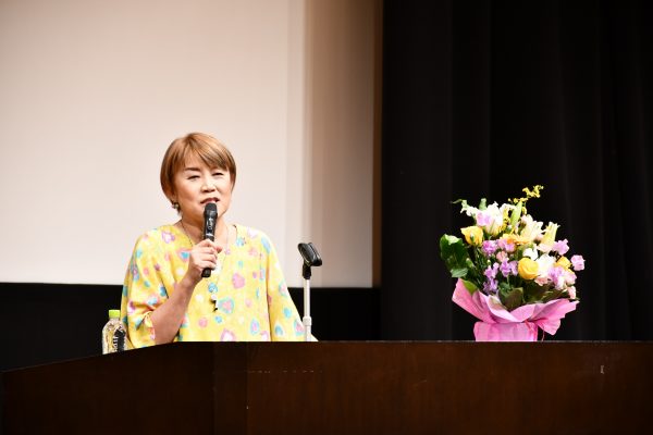 山田邦子さん講演　乳がん検診の大切さ伝える 　女性部大会並びに家の光大会